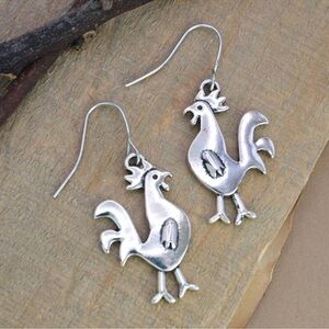 Country Girl Silver Chicken Rooster Farm Earrings stainless new